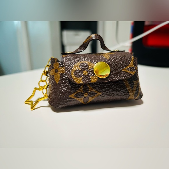 Louis Vuitton Upcycled Mini Bag - Picture 4 of 8